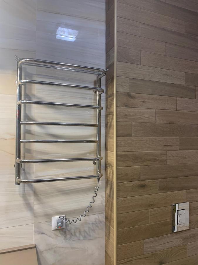 קייב Comfortable Apartments French Quarter Акумулятори Світло Інтернет Завжди מראה חיצוני תמונה