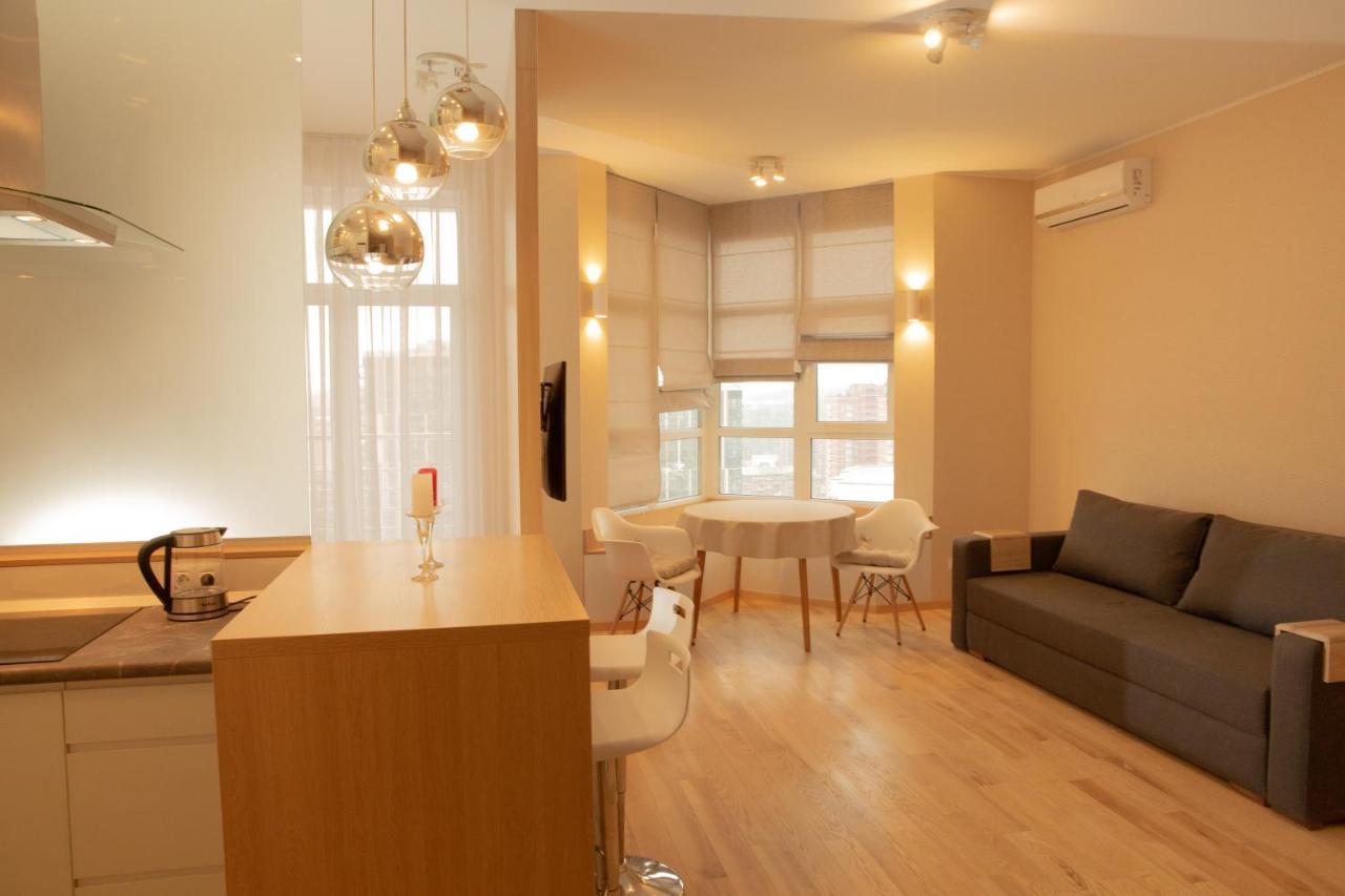 קייב Comfortable Apartments French Quarter Акумулятори Світло Інтернет Завжди מראה חיצוני תמונה