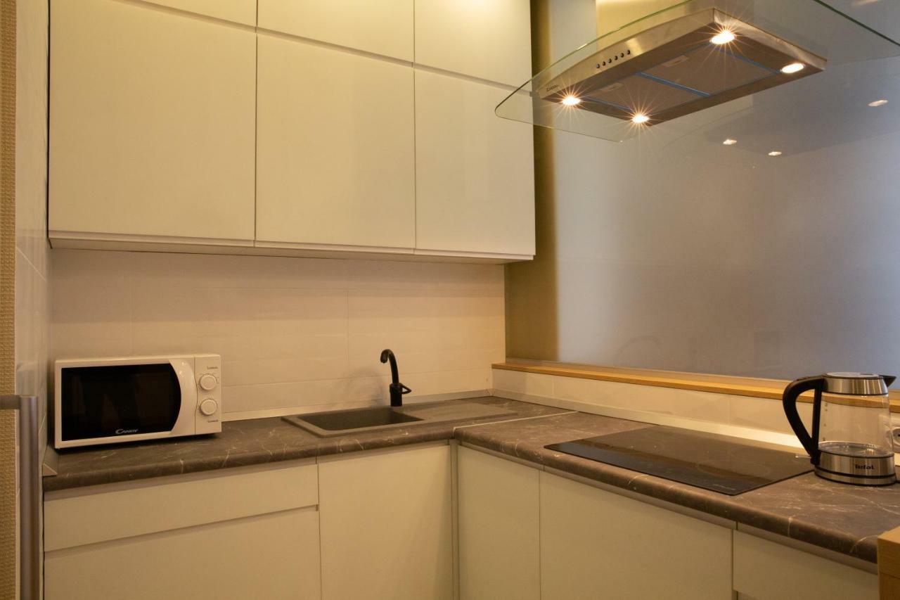 קייב Comfortable Apartments French Quarter Акумулятори Світло Інтернет Завжди מראה חיצוני תמונה