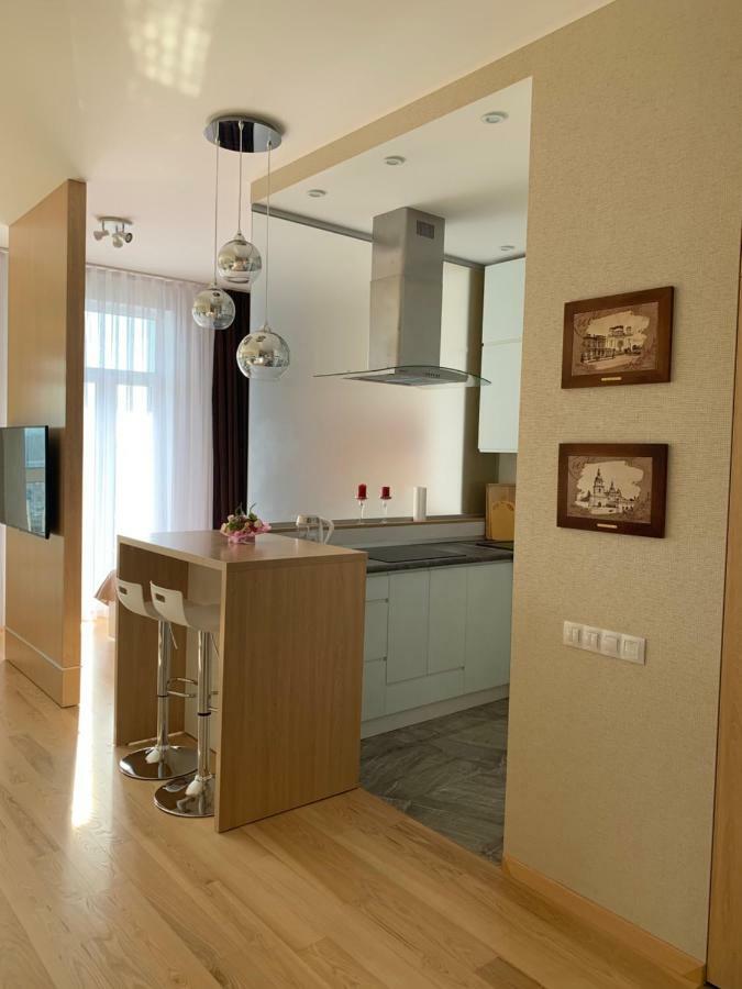 קייב Comfortable Apartments French Quarter Акумулятори Світло Інтернет Завжди מראה חיצוני תמונה